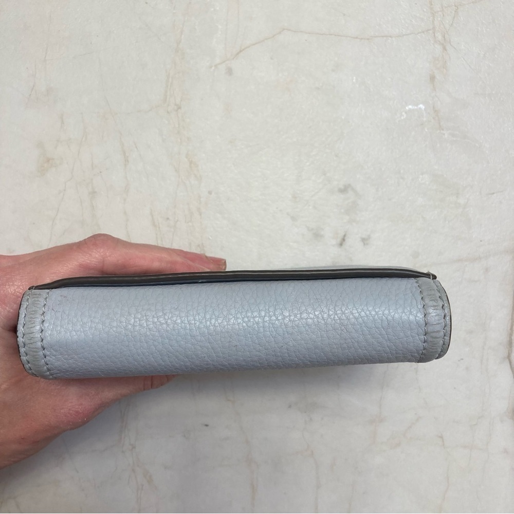 Tory Burch light blue leather wallet - Picture 9 of 16